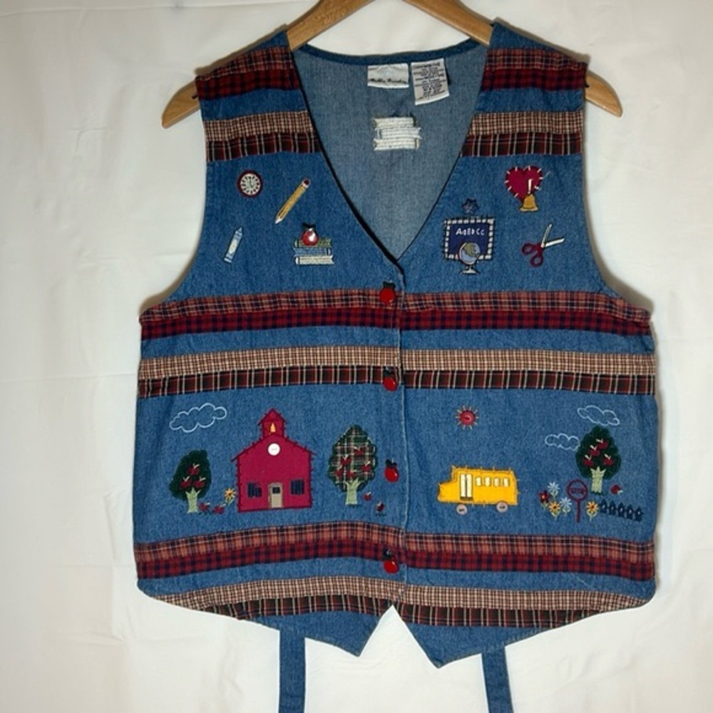 Bobbie Brooks school teacher vest embroidered apple buttons Christmas gift